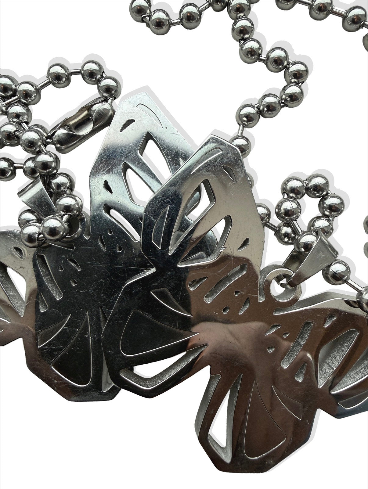 SILVER BUTTERFLY CHAIN