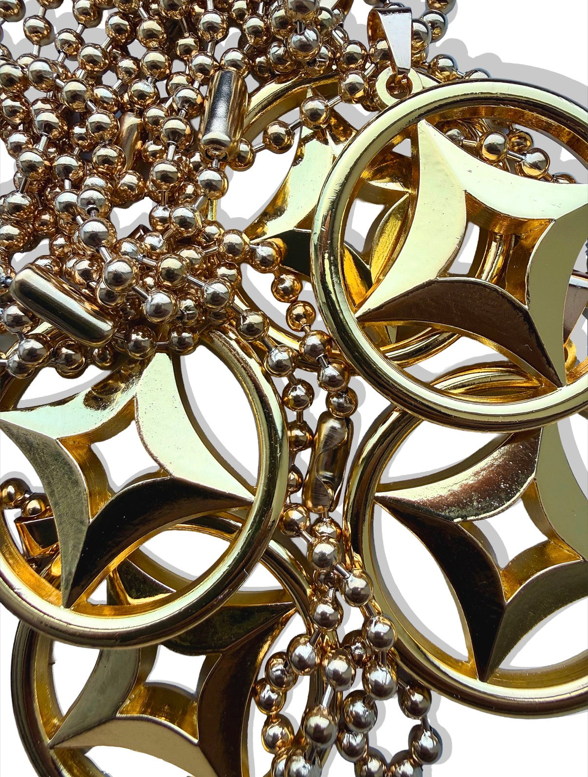 GOLD SUPERSTAR CHAIN